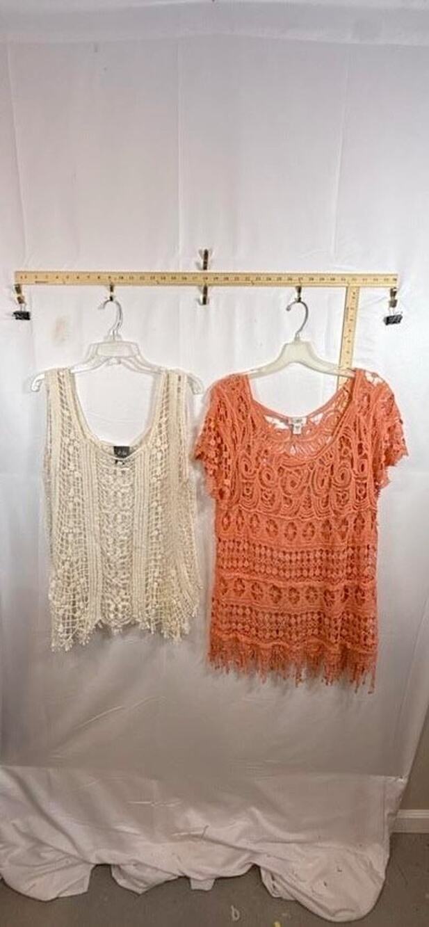 Lot of 2 Womens Plus Size Crochet Lace Tops Dots 2X Cato 22W 24W Boho Fringe Shi